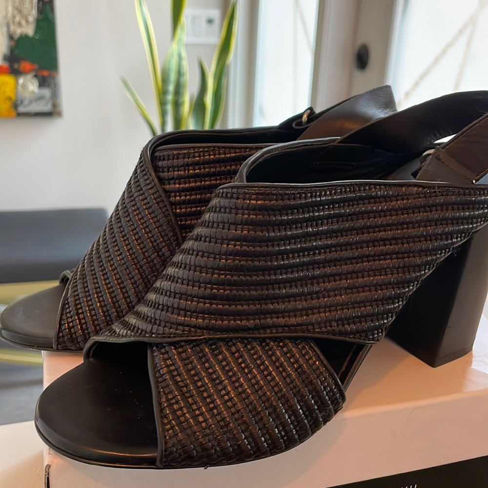 Vince sandal